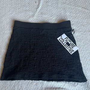 Selling cute mini skirt size black has a texture very cute and casual